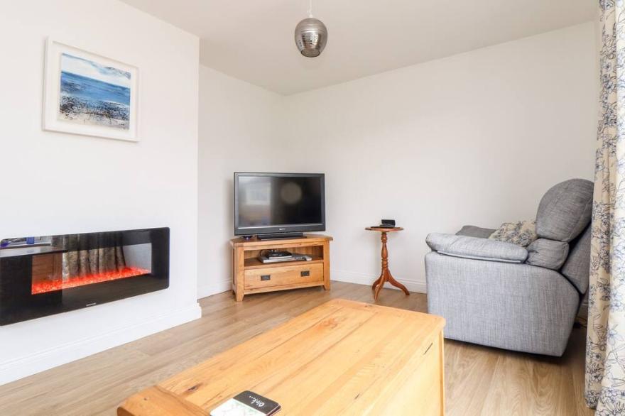 KARENZA, family friendly, with a garden in Redruth