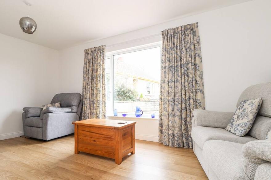 KARENZA, family friendly, with a garden in Redruth
