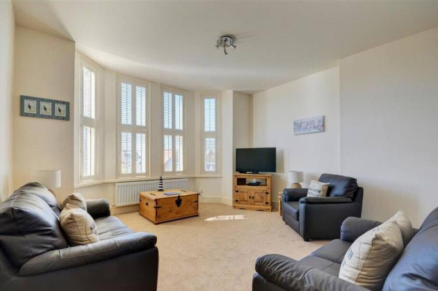 3 Tudor Rose - Two Bedroom Apartment, Sleeps 4