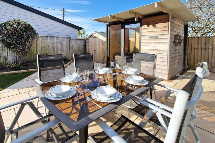 Sandy Shores - 3 Bed | Pet Friendly* | Spacious