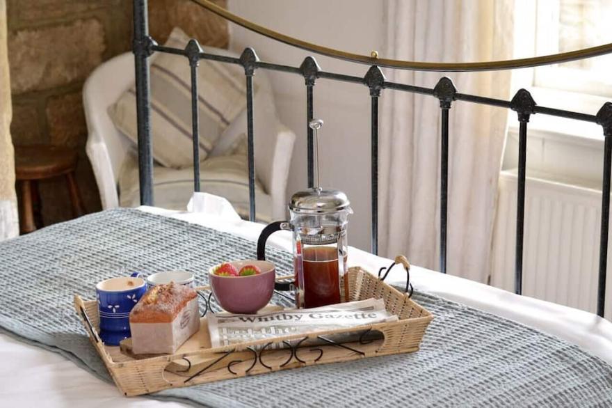 Holmlea - Three Bedroom House, Sleeps 5