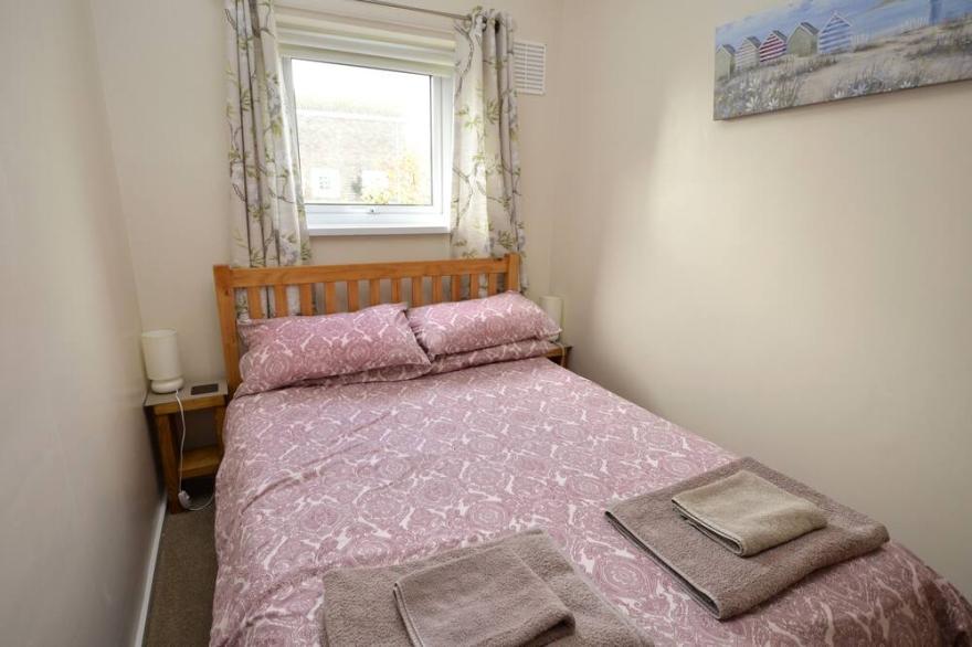 Rockpool Cottage Pet Friendly with Enclosed Garden In a Quiet Peaceful Village