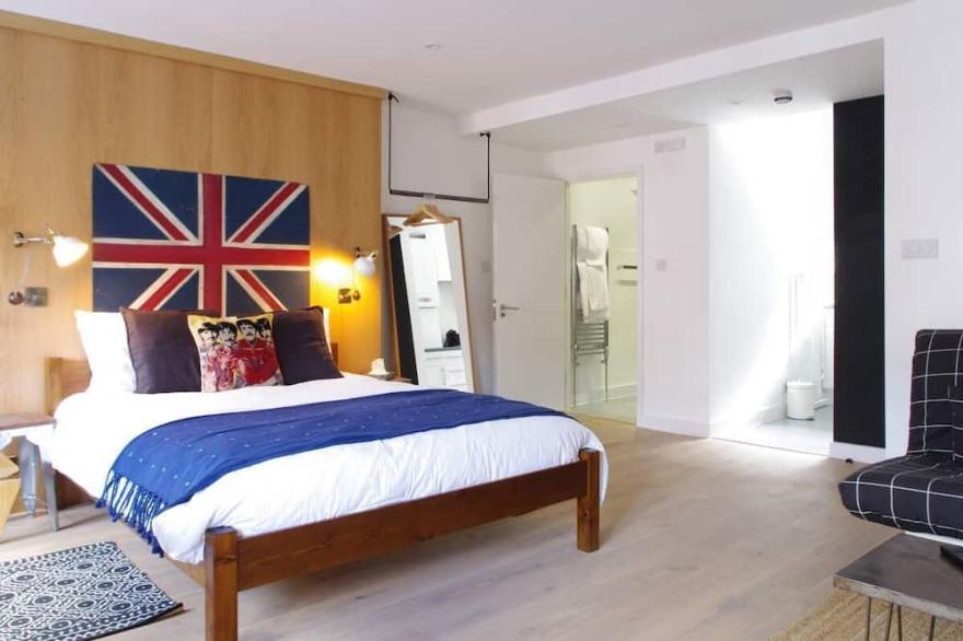 Fitzrovia Studio 3 -  Best Neighbourhood in London