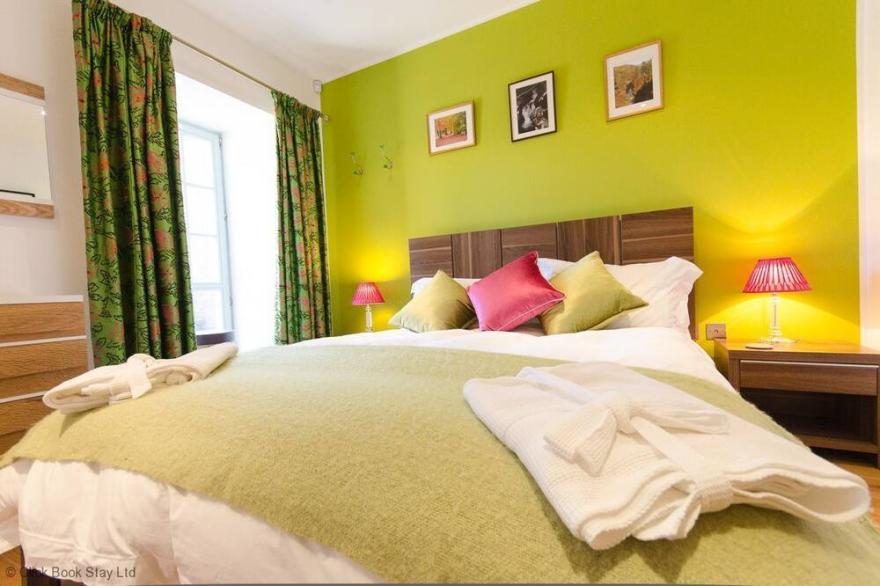 Locherlour Mill Cottage in Crieff. Perfect for couples.  Pets Welcome.  Accessible.