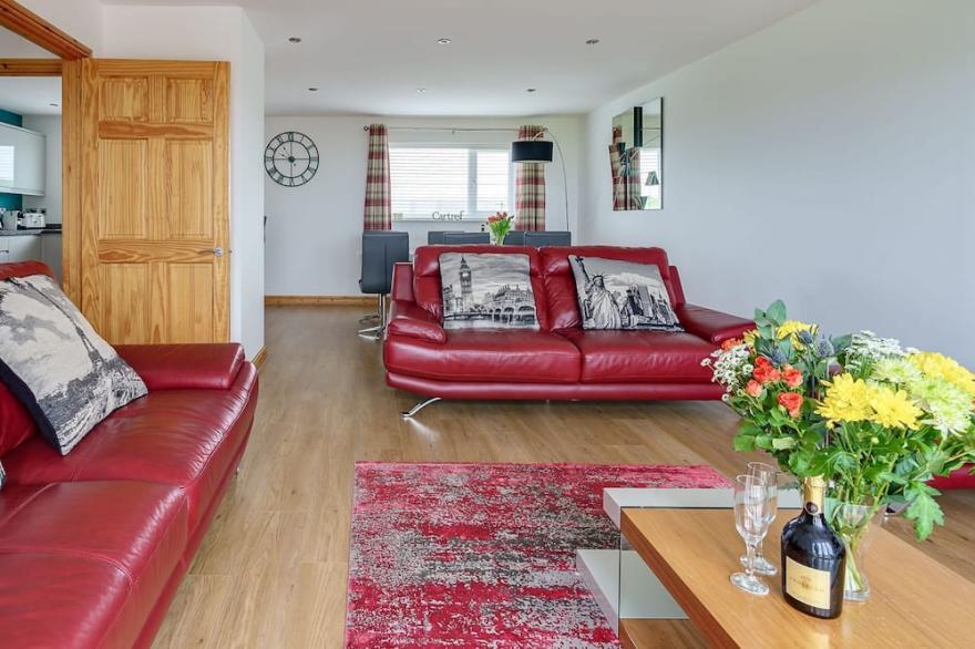 Ty Llewelyn -  Luxury Cottages