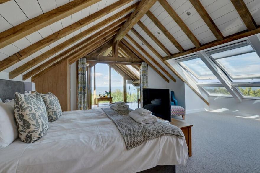Whimbrels - Six Bedroom House, Sleeps 12
