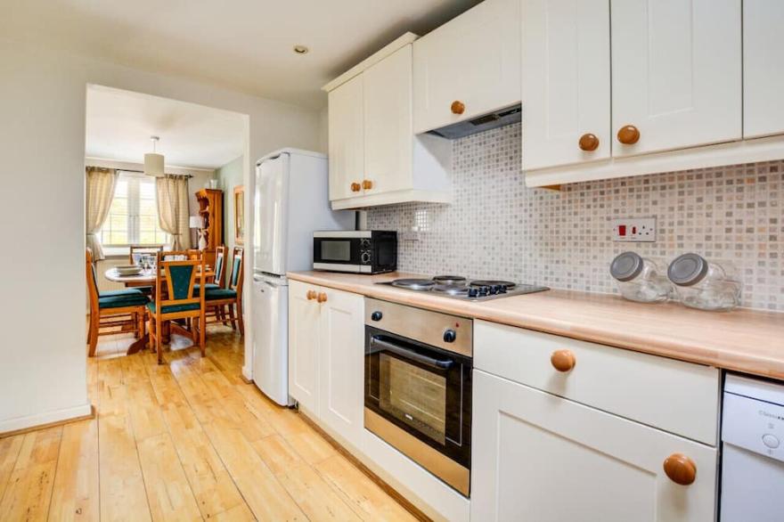 The Old Post Room - Two Bedroom House, Sleeps 5