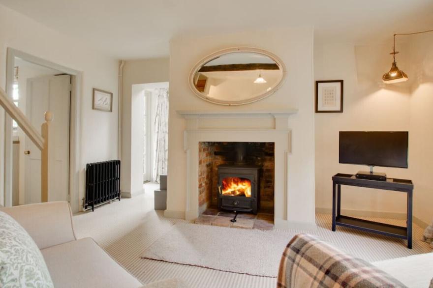 Baytree Cottage - One Bedroom House, Sleeps 2