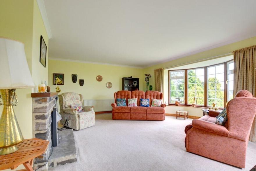 Garth Cottage - Two Bedroom House, Sleeps 4