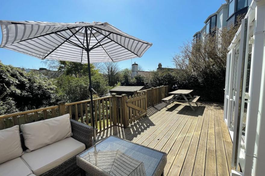 Windsor Cottage - 3 Bed | Pet Friendly* | Terrace