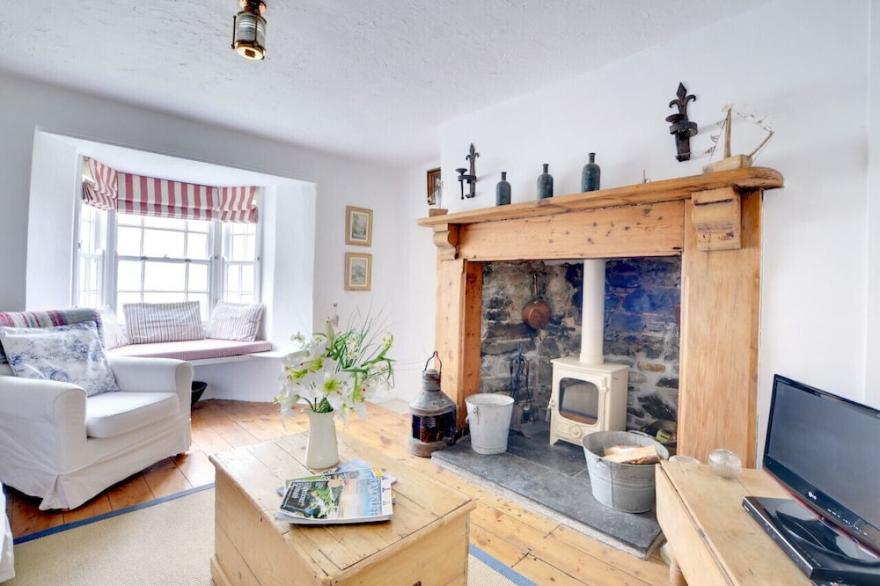 Williams Cottage - Two Bedroom House, Sleeps 4