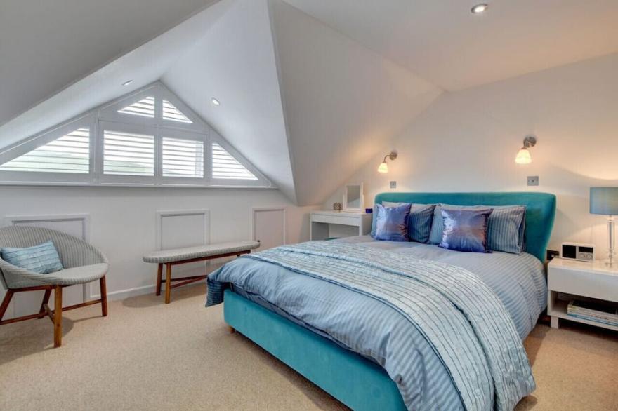 Palms 1 - Two Bedroom House, Sleeps 4