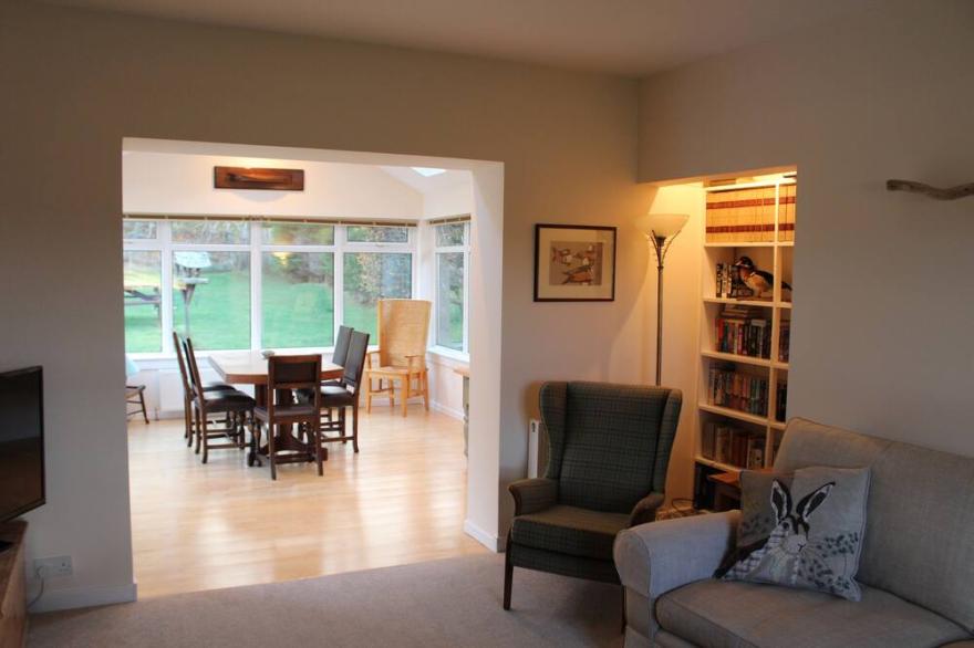Comfortable cottage  in stunning location.