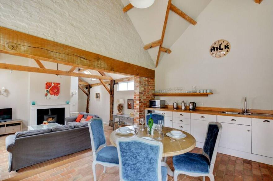 David's Barn - Two Bedroom House, Sleeps 4