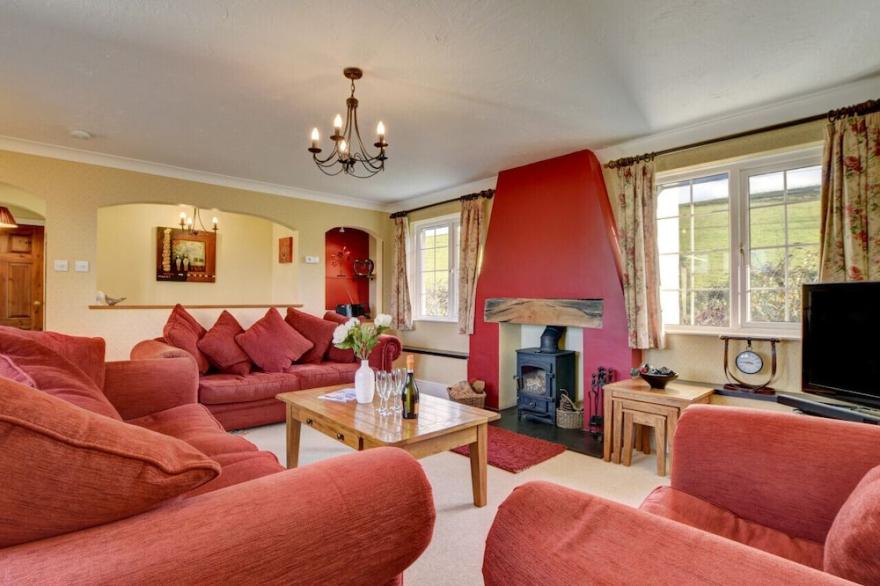 Ash Barn, Braunton - Three Bedroom House, Sleeps 6