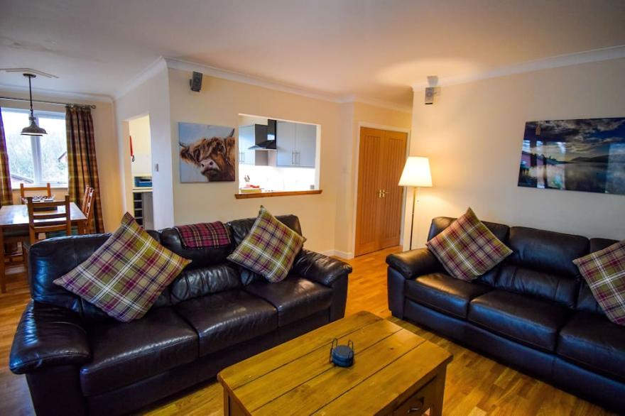 Lodge 3 - sleeps 6 guests in 3 bedrooms