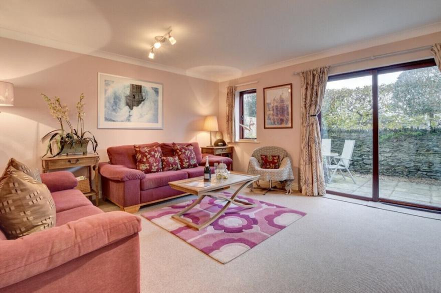 Valentines Cottage - Three Bedroom House, Sleeps 5