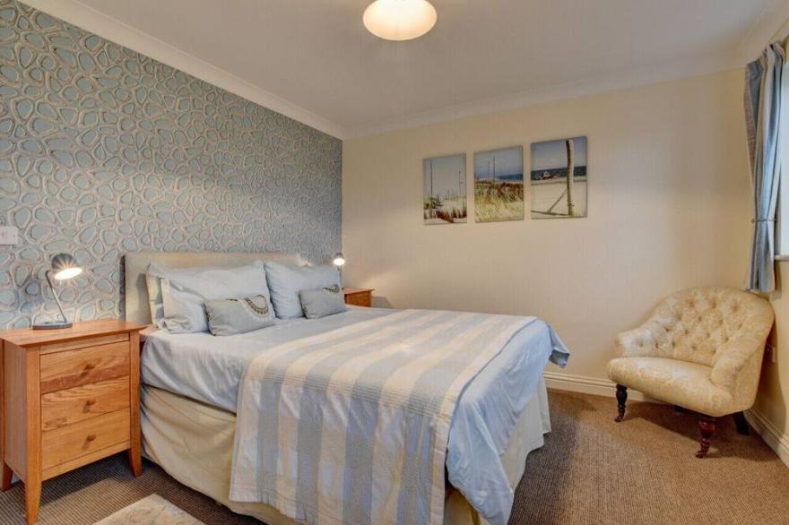 Valentines Cottage - Three Bedroom House, Sleeps 5