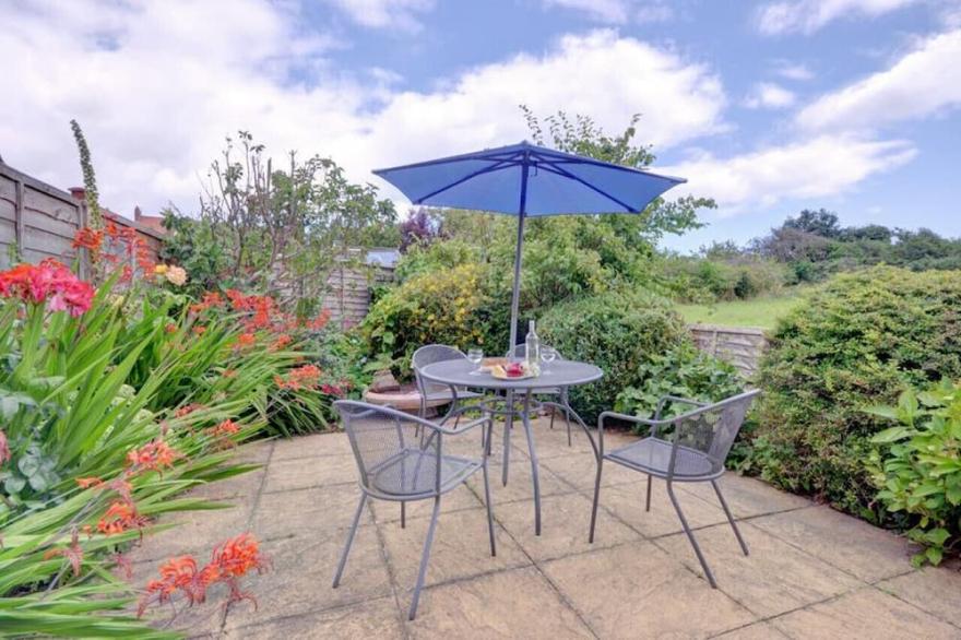 Zaholbrooks Garden Apartment