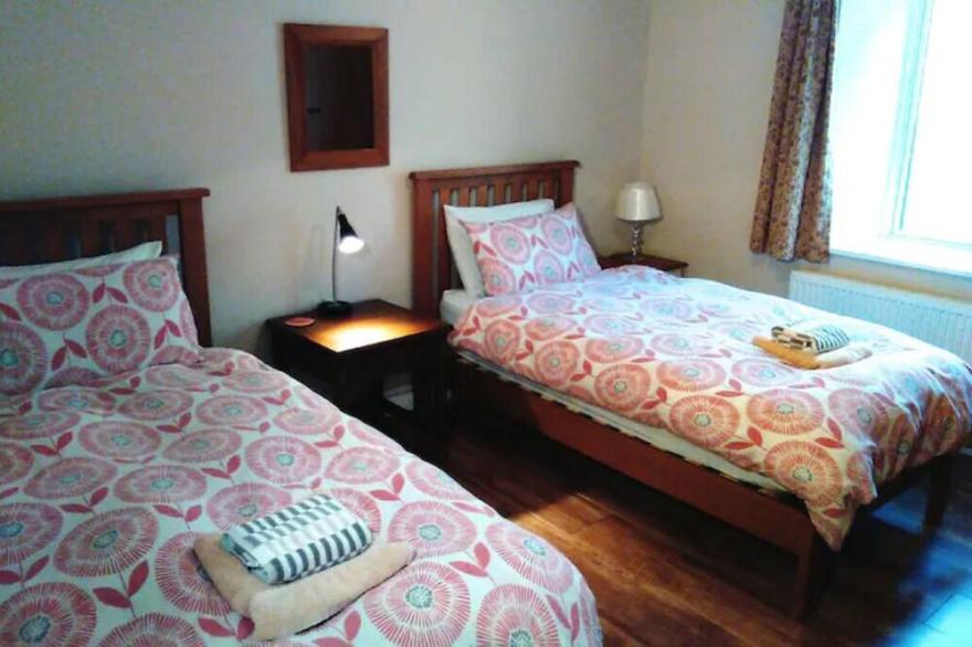 Skylark View,  Family getaway with Amazing Views