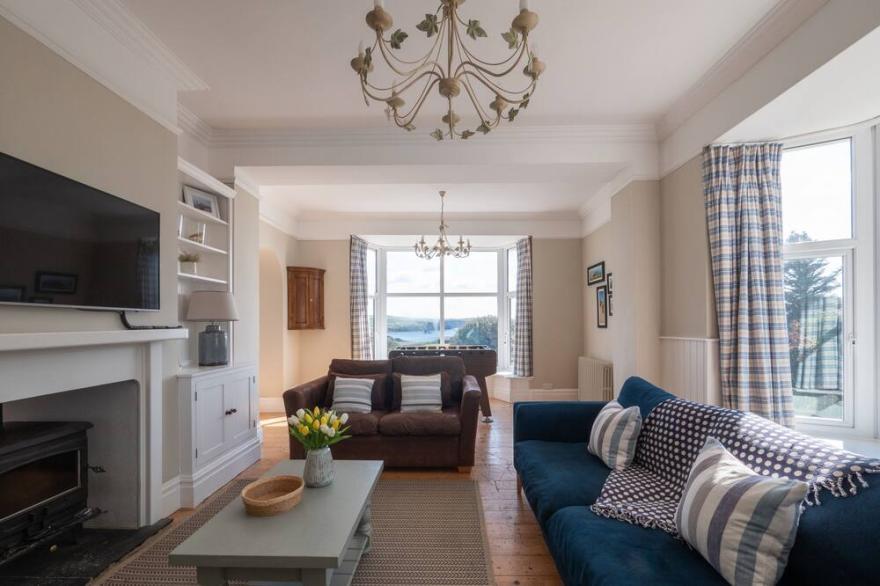 Impessive Coastal House with direct access to beaches & SW Coast Path
