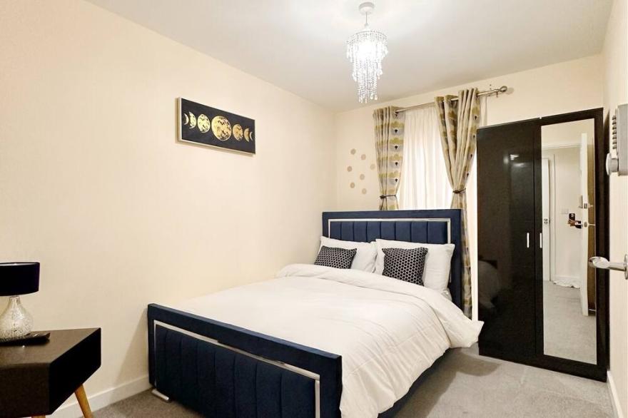 AGAPE Homes Luxury 2bed Apartment in Wolverhampton