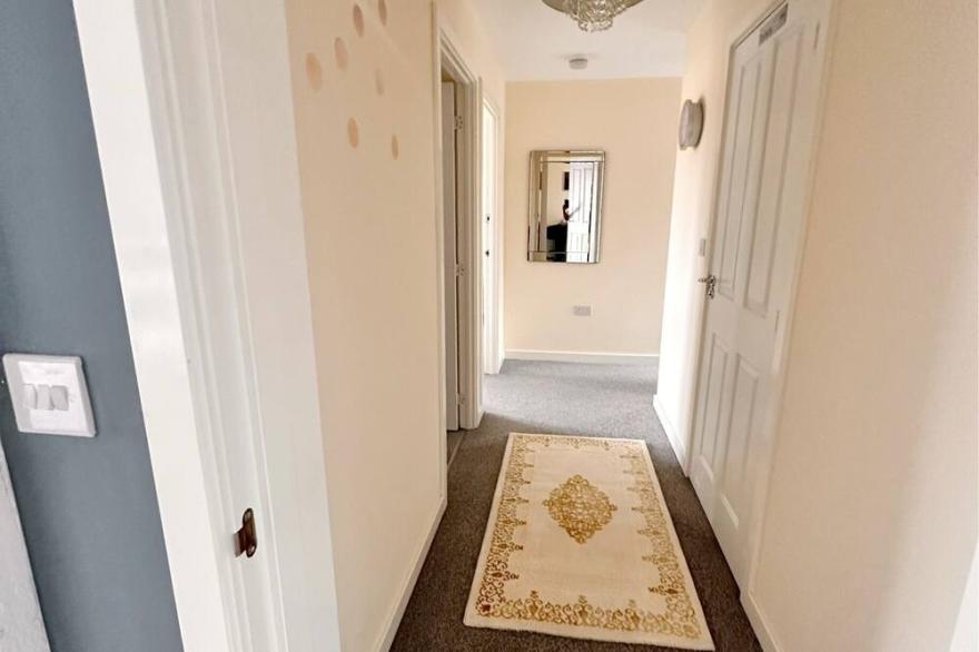 AGAPE Homes Luxury 2bed Apartment in Wolverhampton