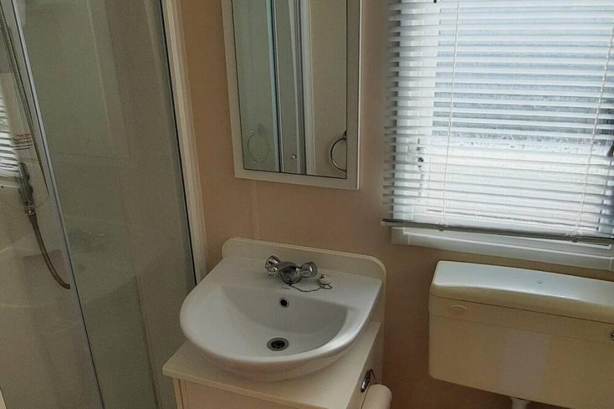 SOUTHFIELD 120, SKIPSEA SANDS