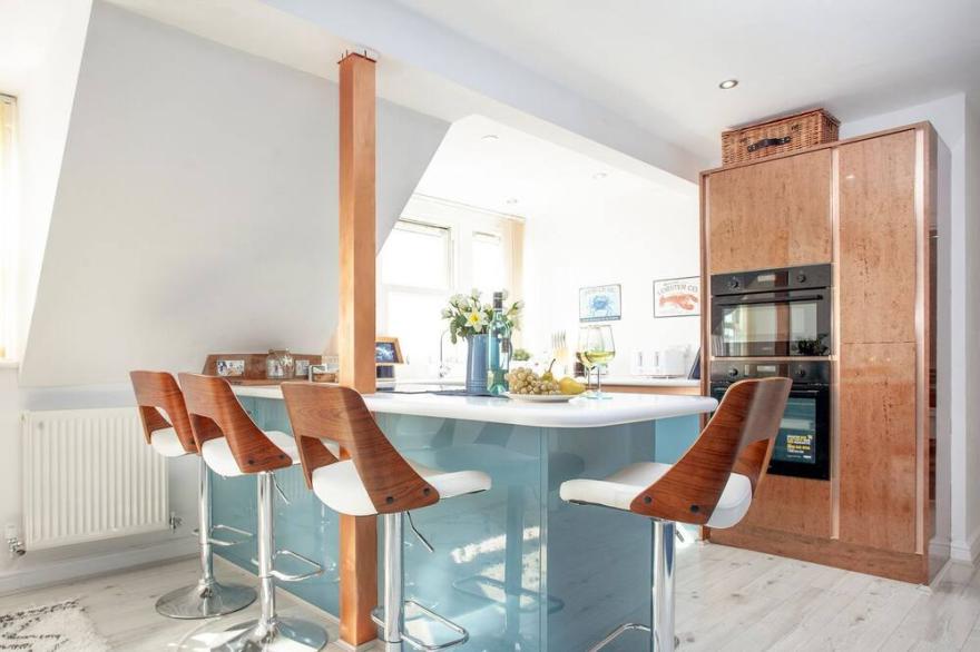 2 bedroom accommodation in Torquay