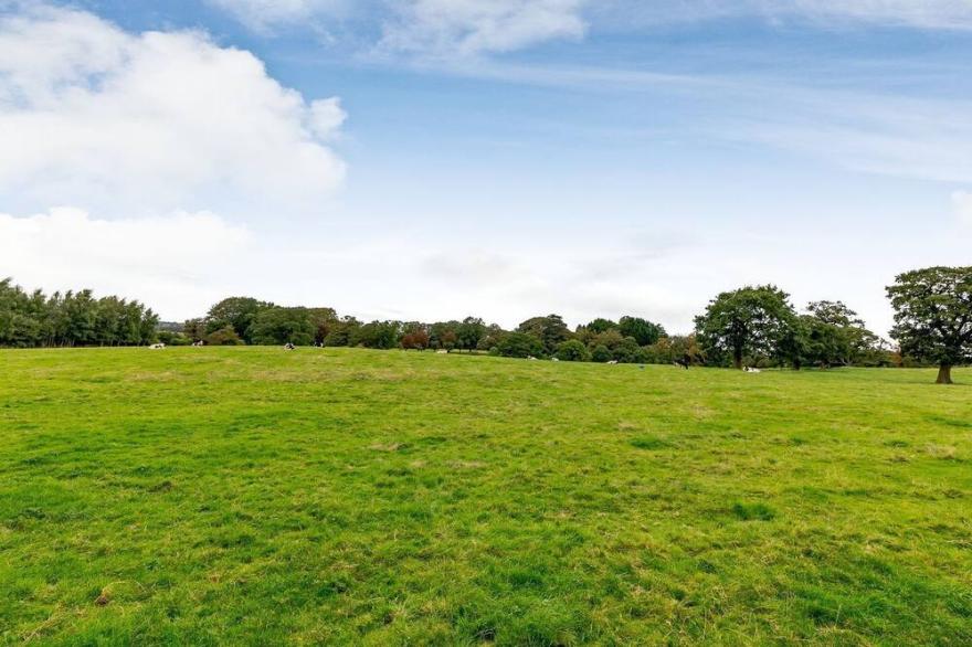 2 bedroom accommodation in Carlisle