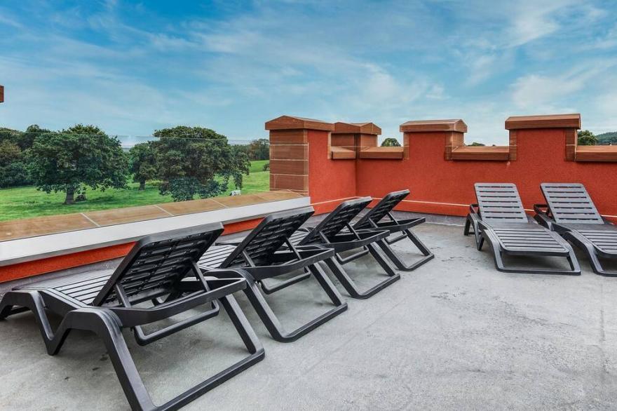 3 bedroom accommodation in Carlisle