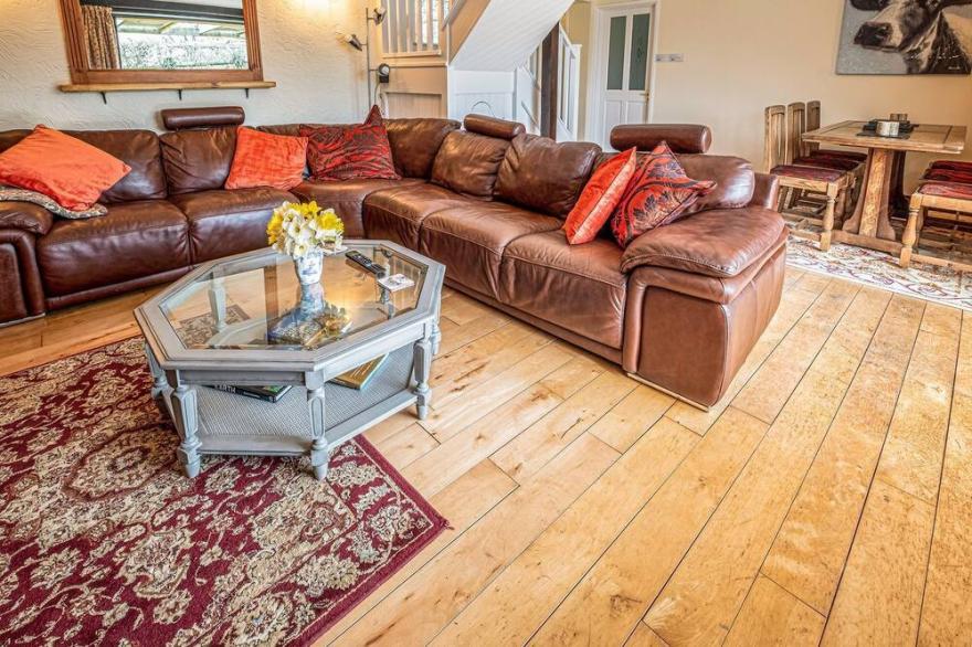 2 bedroom accommodation in Talaris