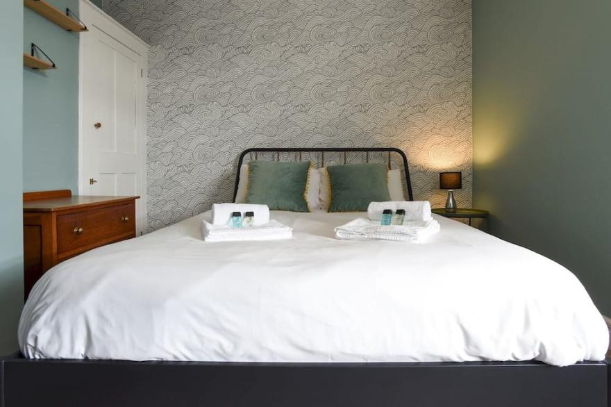 Pass the Keys | Central 2 Bedroom Home near Southsea