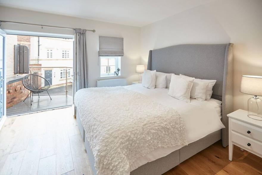 Host & Stay | Hoggarth House