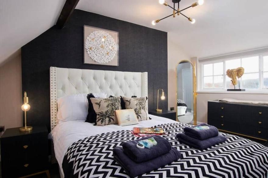 The Sophisticated Central Whitby Abode