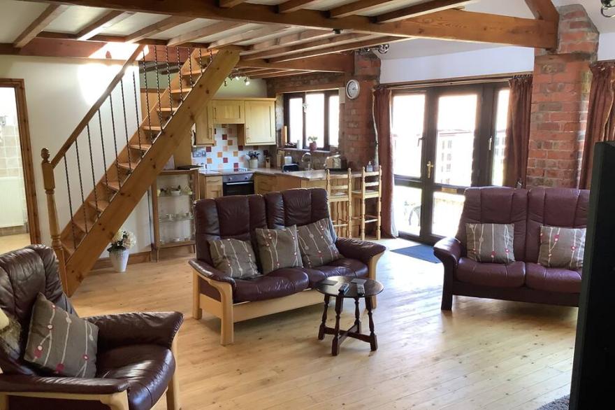 2 Bed Beautiful Stables Conversion in Kilham, East Yorkshire