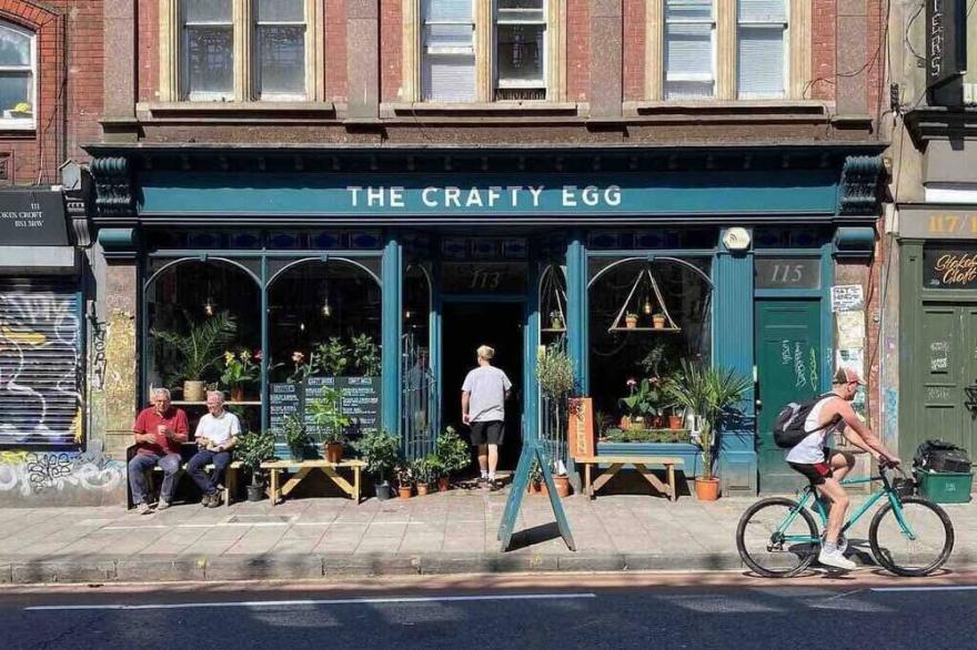 Cozy Hideaway in the Heart of Bristol
