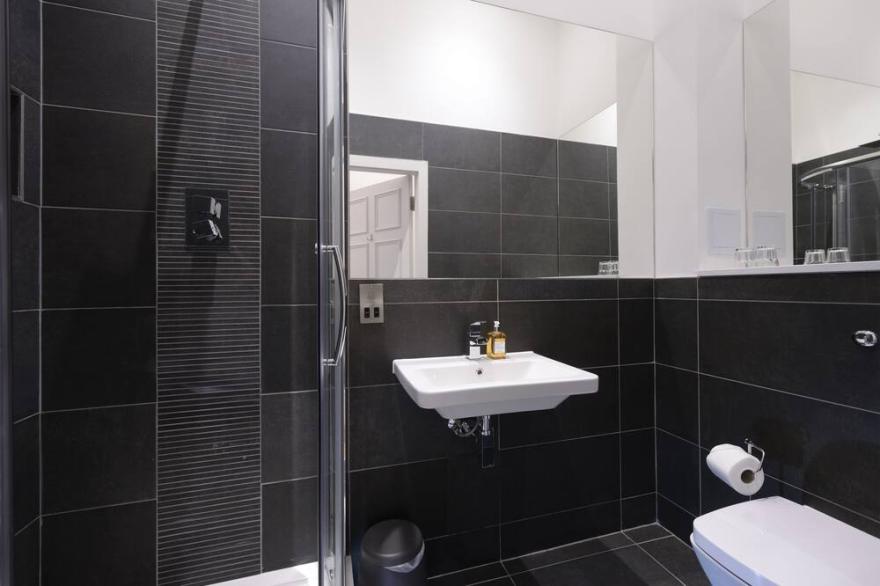 Luxury 2 Bedroom Apartment in New Town