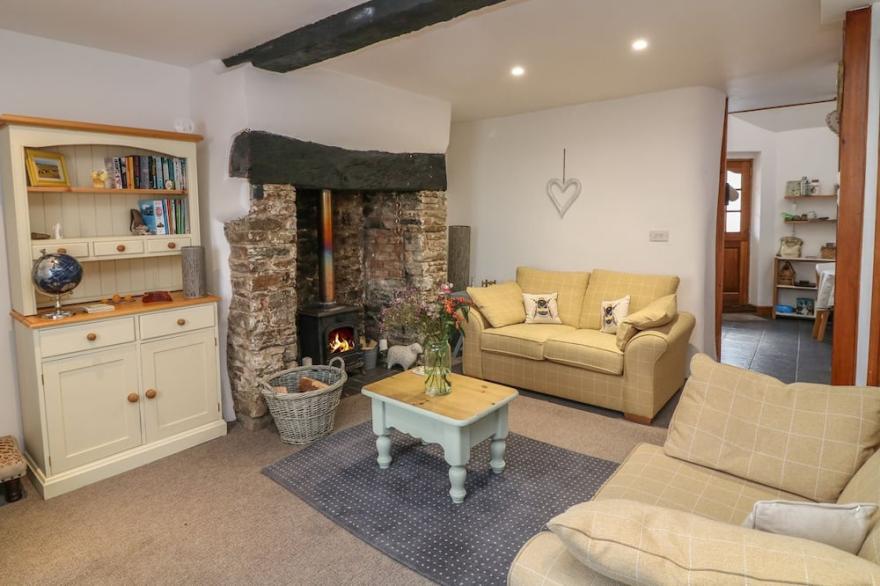Pretty Cottage in the Heart of Devon