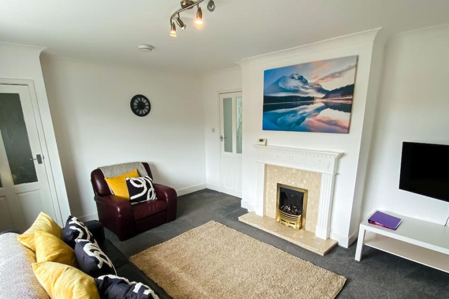 Cheerful 2 bedroom house in Choppington