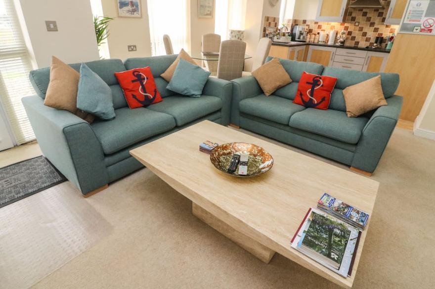 APARTMENT 1, pet friendly in Heysham