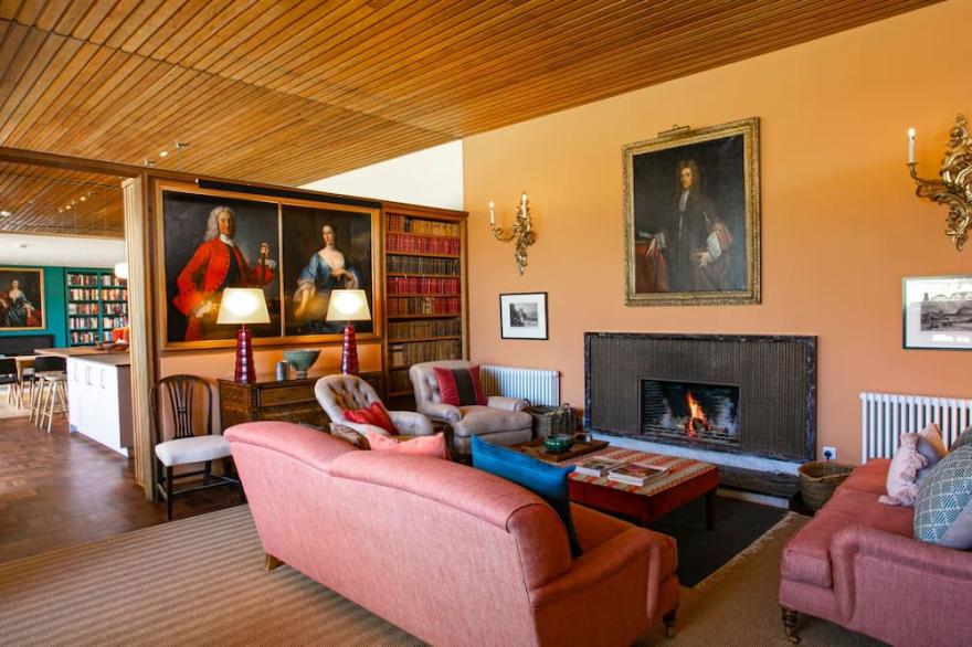 Leuchie Walled Garden Luxury mid-Century holiday home that sleeps 12,