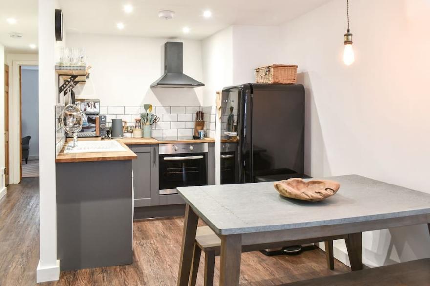 2 bedroom accommodation in Looe