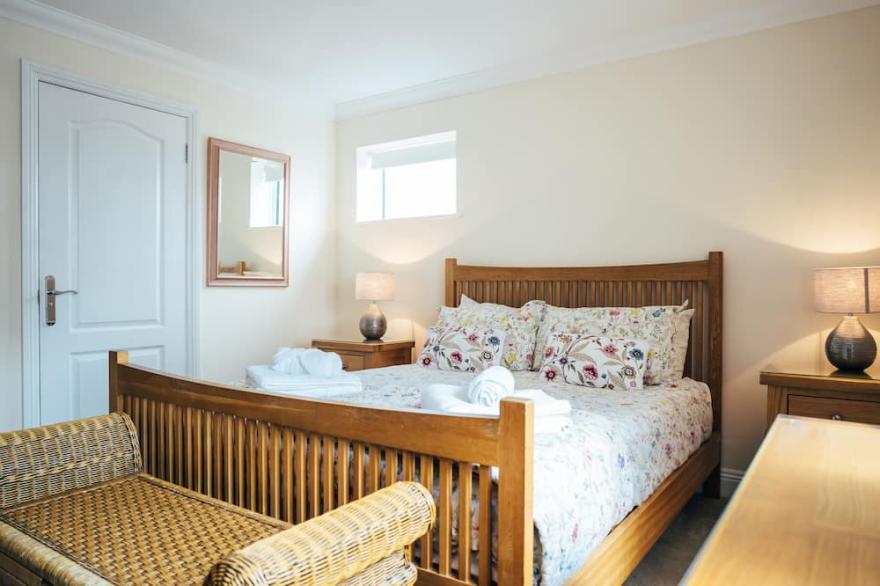 Modern Holiday Cottage On The Edge Of The New Forest And Close To The Beach