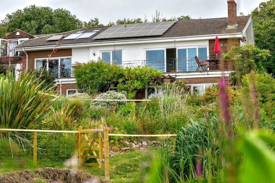 Pass the Keys | NEW Beautiful house in the Gower Sleeps 12