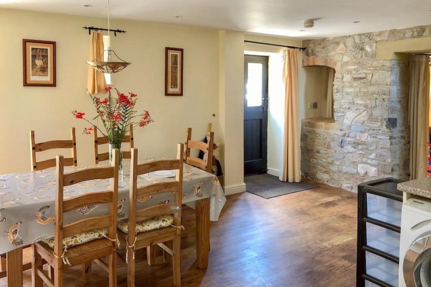 2 bedroom accommodation in Kniveton, near Ashbourne