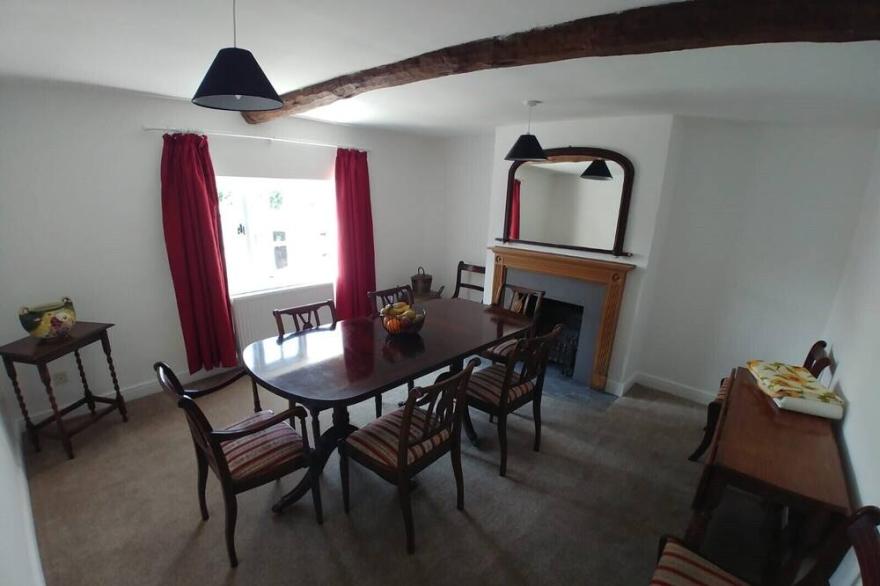Rose Cottage by Tatton Stays
