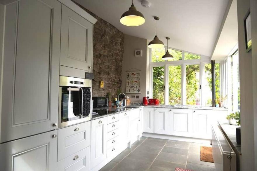 Lovely property in the heart of Somerset