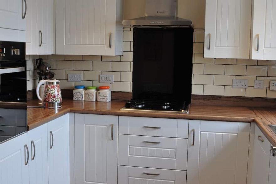 Extremely well priced modern 3 bedroom  townhouse in Bude, Cornwall