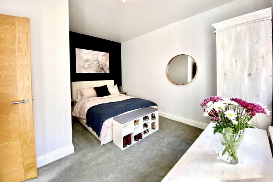 Beautiful 2 bedroom flat between  The British Museum, Covent Garden & Oxford St